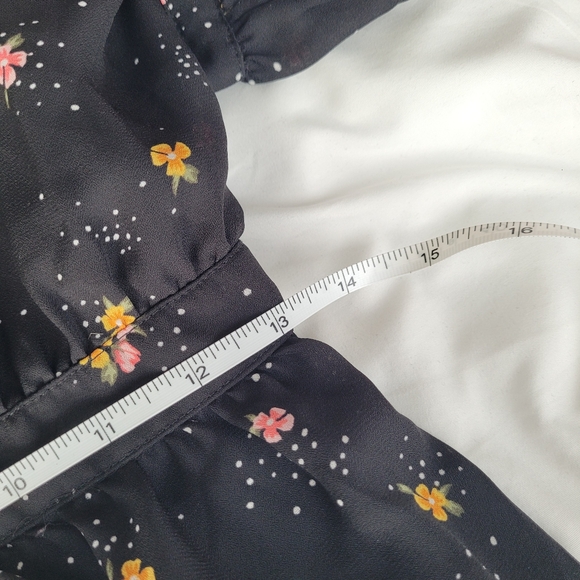 Floral long sleeved dress, size small - Picture 15 of 16